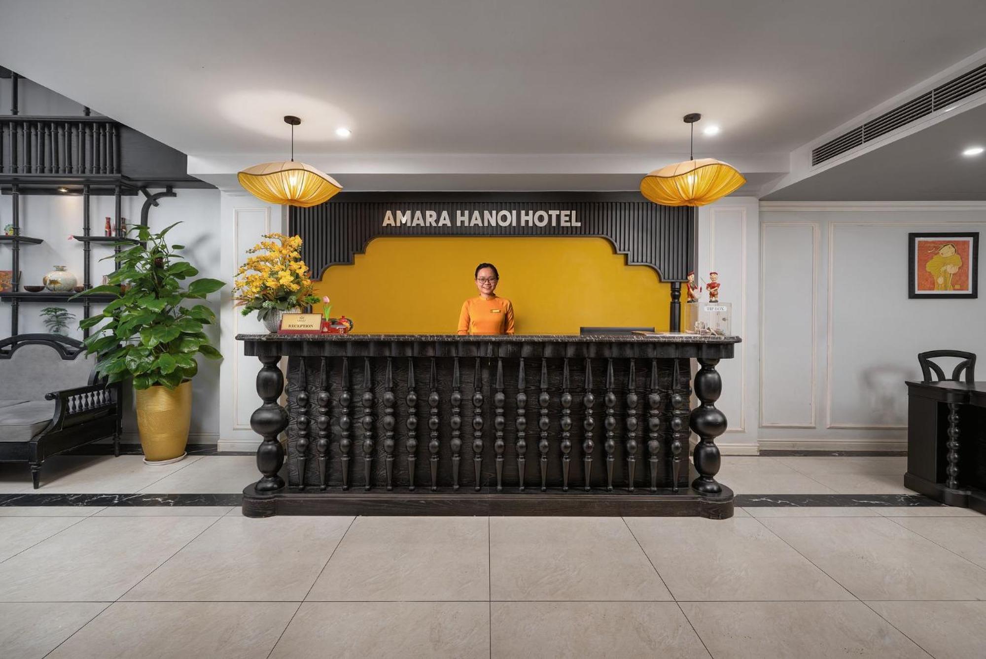 Amara And 4*